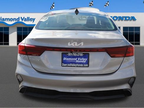 Used 2023 Kia Forte LXS image 5