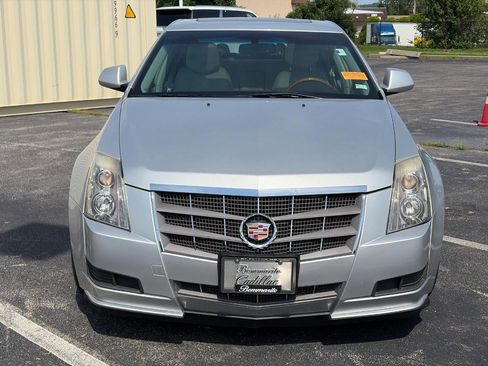 Used 2011 Cadillac CTS Luxury AWD/4WD image 2