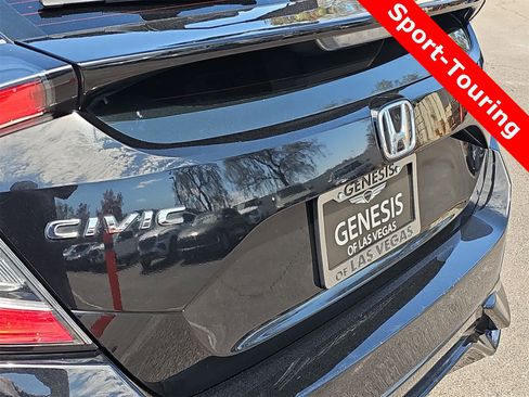 Used 2018 Honda Civic Sport Touring image 11