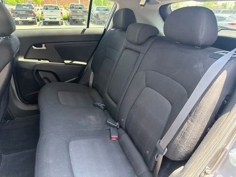 Used 2011 Kia Sportage LX FWD image 16