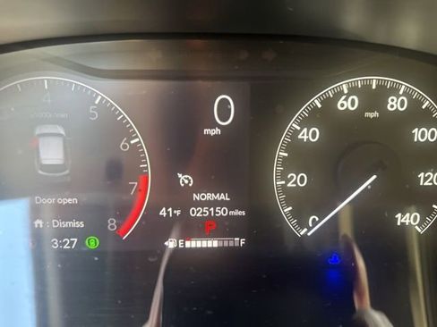 Used 2023 Honda HR-V Sport image 17