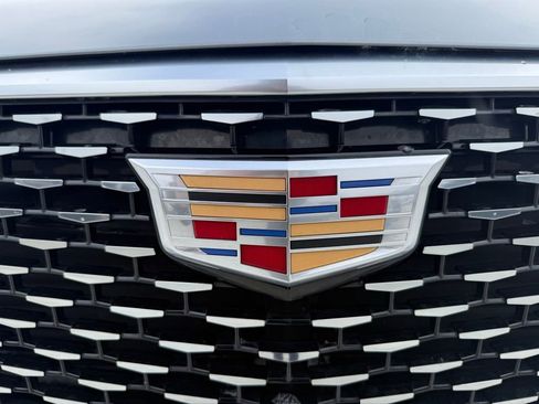 Certified 2024 Cadillac XT6 Premium Luxury w/ LPO, Floor Liner Package image 19