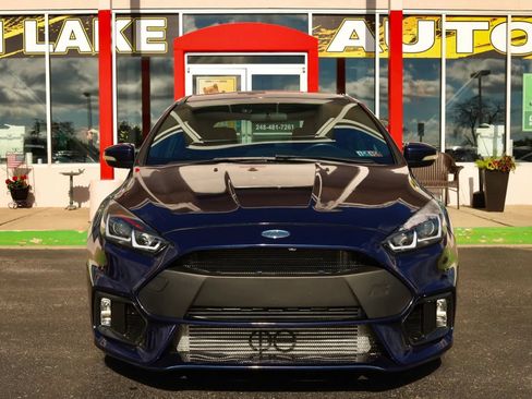 Used 2017 Ford Focus ST w/ Equipment Group 401A FWD image 2