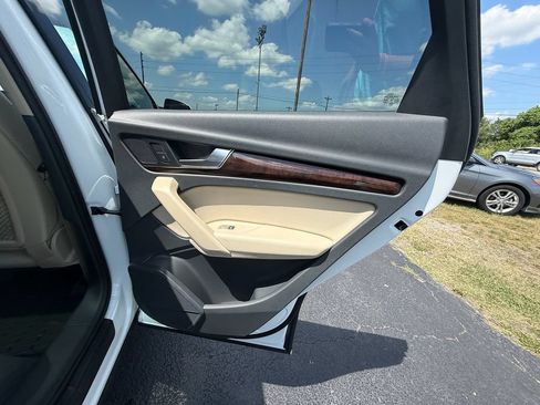 Used 2018 Audi Q5 2.0T Premium Plus AWD/4WD image 20
