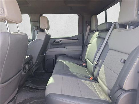 Used 2025 Chevrolet Silverado 1500 ZR2 w/ Technology Package image 14