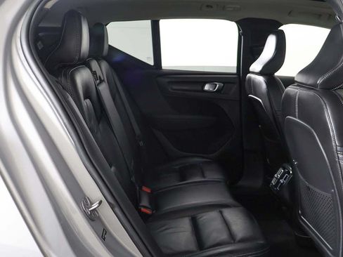 Used 2023 Volvo XC40 B5 Plus w/ Climate Package AWD/4WD image 31