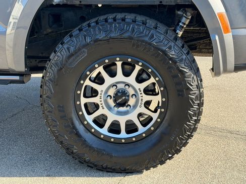 Used 2022 Ford F150 Lariat w/ Equipment Group 502A High AWD/4WD image 10