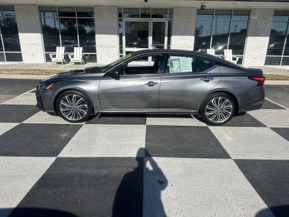 Used 2023 Nissan Altima 2.5 SL