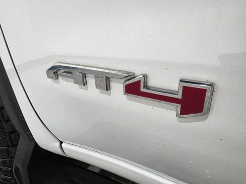 Used 2021 GMC Sierra 1500 AT4 image 36
