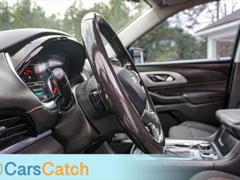 Used 2019 Chevrolet Traverse LT image 34