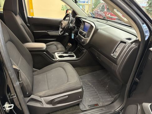 Used 2017 Chevrolet Colorado LT w/ LT Convenience Package image 15