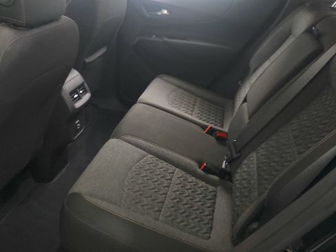 Used 2023 Chevrolet Equinox LT FWD image 21