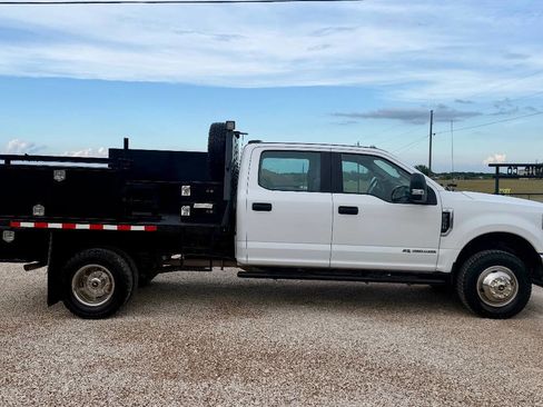 Used 2020 Ford F350 XL w/ Power Equipment Group AWD/4WD image 4