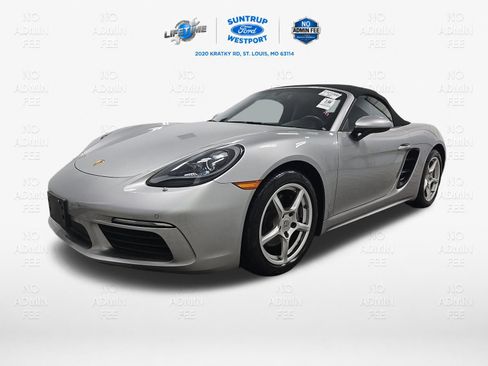 Used 2023 Porsche 718 Boxster RWD image 4