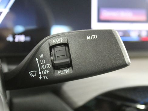 New 2025 BMW i4 xDrive40i image 34