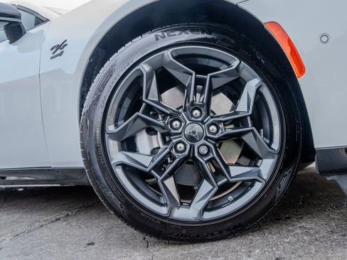 Used 2025 Dodge Charger R/T w/ Quick Order Package 25M R/T image 28