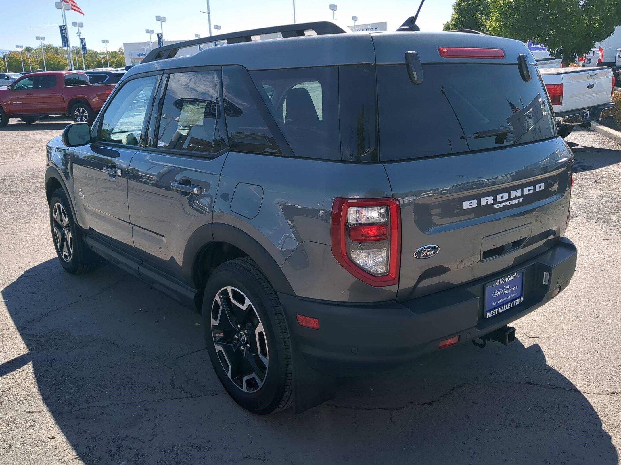 Certified 2023 Ford Bronco Sport Outer Banks w/ Tech Package AWD/4WD image 9