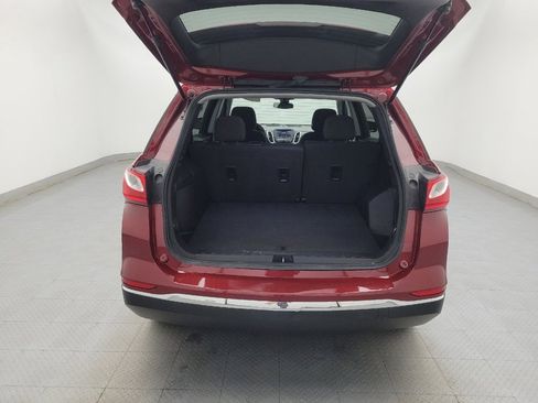 Used 2021 Chevrolet Equinox LT image 29