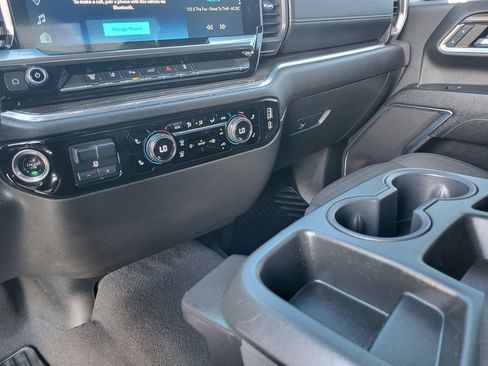 Used 2024 Chevrolet Silverado 2500 LT w/ All Star Edition AWD/4WD image 23