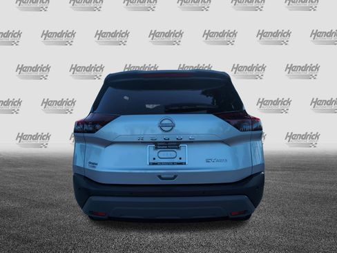 Used 2023 Nissan Rogue SV AWD/4WD image 9