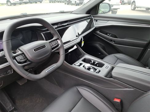 New 2025 Jeep Wagoneer S Limited image 16