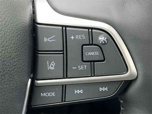 New 2026 Toyota Highlander Limited image 29