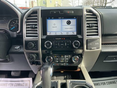 Used 2016 Ford F150 Lariat image 20