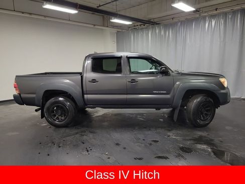 Used 2012 Toyota Tacoma 4x4 Double Cab w/ Convenience Pkg image 9