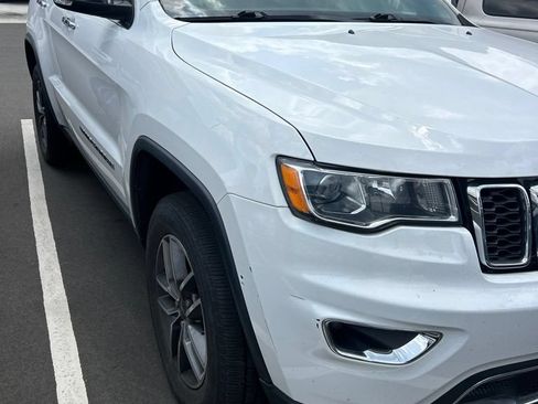 Used 2019 Jeep Grand Cherokee Limited AWD/4WD image 18