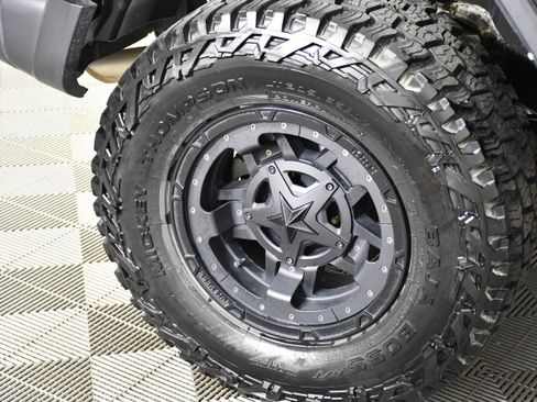 Used 2021 Jeep Wrangler Unlimited Sahara w/ Uconnect 4C Nav & Sound Group AWD/4WD image 53