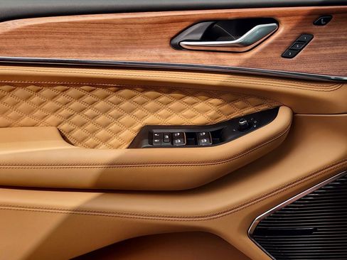 New 2026 Jeep Grand Cherokee Summit image 15