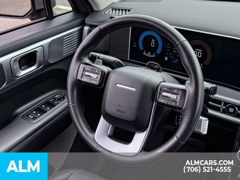 Used 2025 Hyundai Santa Fe SEL FWD image 26