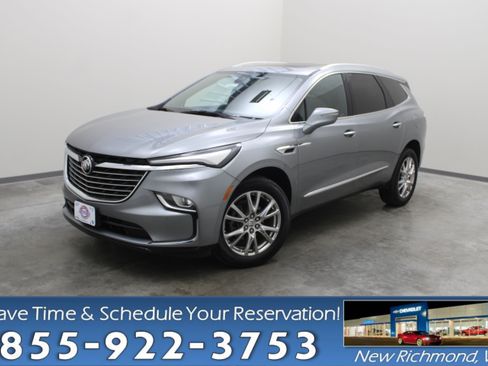 Certified 2023 Buick Enclave Essence w/ Experience Buick Package AWD/4WD image 1