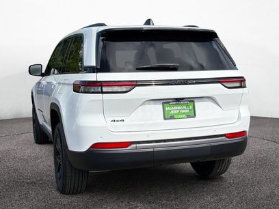 New 2026 Jeep Grand Cherokee Altitude
