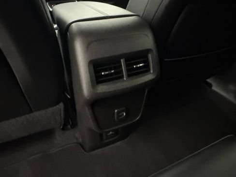 Used 2024 GMC Terrain SLT AWD/4WD image 40