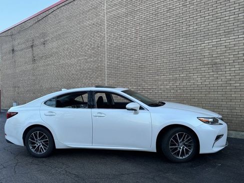 Used 2017 Lexus ES 350 image 5