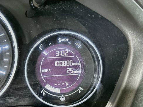 Used 2017 Honda HR-V LX image 19