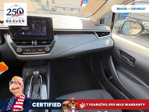 Used 2023 Toyota Corolla LE FWD image 17