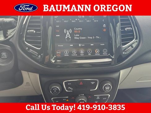 Used 2018 Jeep Compass Limited w/ Navigation Group AWD/4WD image 23