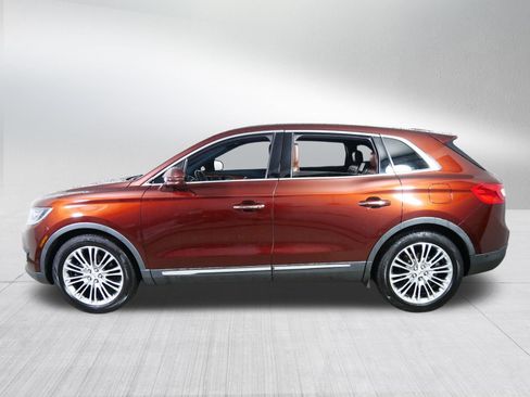 Used 2016 Lincoln MKX Reserve w/ Technology Package FWD image 4