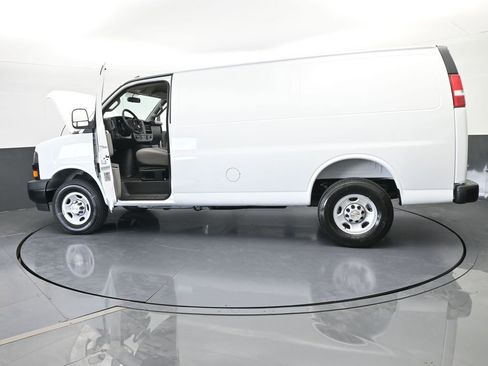 New 2025 Chevrolet Express 2500 w/ Driver Convenience Package image 62