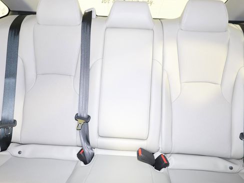 Used 2025 Honda Accord EX-L image 10