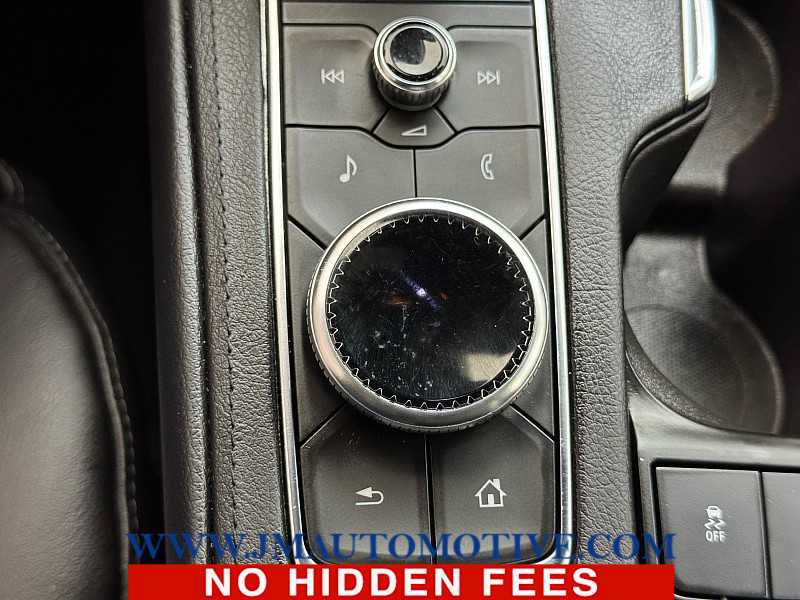 Used 2023 Cadillac XT4 Premium Luxury FWD image 30