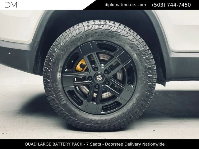 Used 2023 Rivian R1S Adventure Quad AWD/4WD image 40