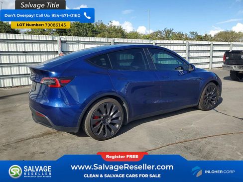 Used 2025 Tesla Model Y Performance image 4