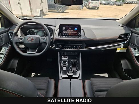 New 2026 Nissan Rogue SV AWD/4WD image 19