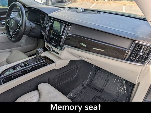 Used 2019 Volvo V90 T6 Inscription w/ Advanced Package image 20