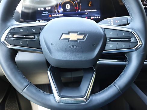 Used 2026 Chevrolet Equinox LT FWD image 21