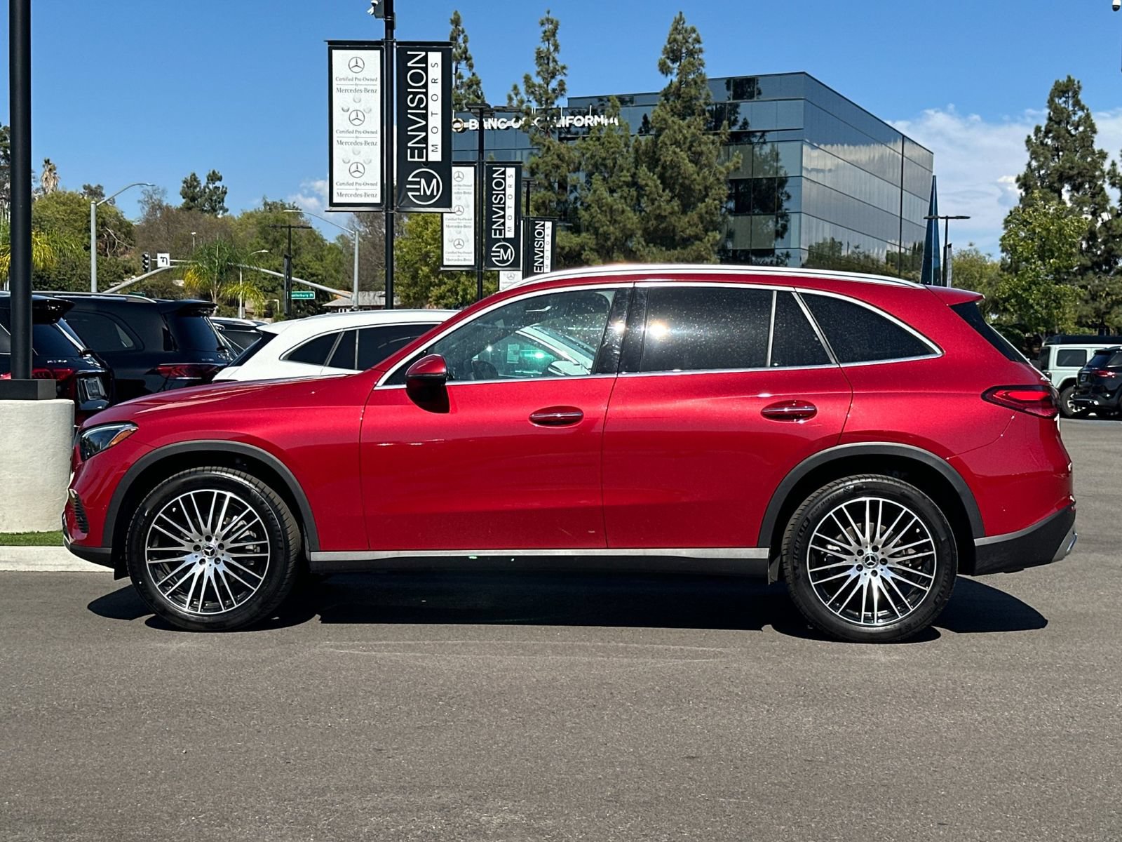 Certified 2026 Mercedes-Benz GLC 300 image 7