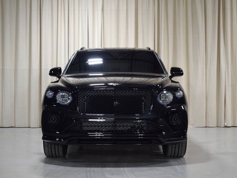 Certified 2022 Bentley Bentayga image 12